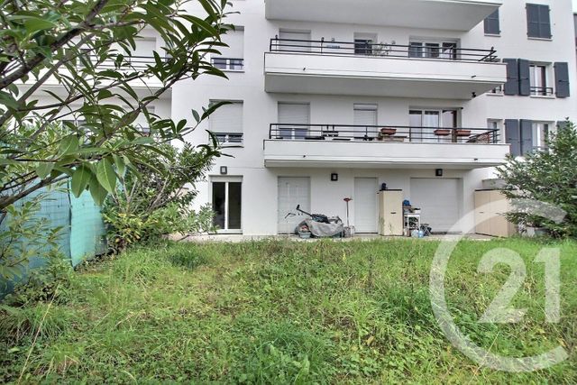 Appartement F3 à vendre - 3 pièces - 59.9 m2 - ROSNY SOUS BOIS - 93 - ILE-DE-FRANCE - Century 21 Ricard Immobilier