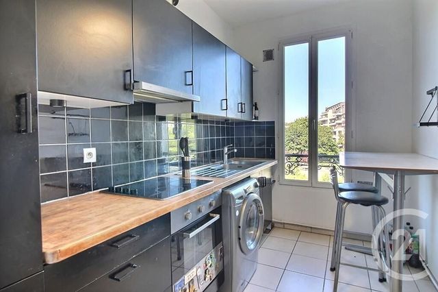 Appartement F3 à vendre - 3 pièces - 55.0 m2 - ROSNY SOUS BOIS - 93 - ILE-DE-FRANCE - Century 21 Ricard Immobilier