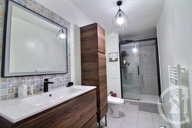 Appartement F2 à vendre - 2 pièces - 43.0 m2 - ROSNY SOUS BOIS - 93 - ILE-DE-FRANCE - Century 21 Ricard Immobilier