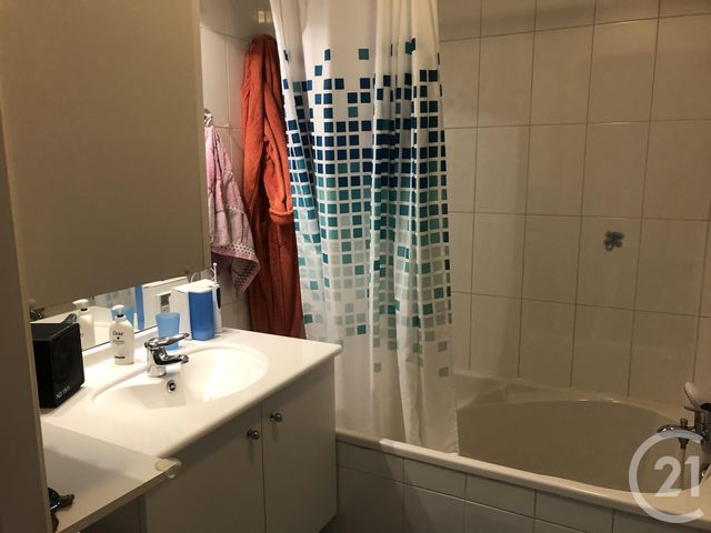 Appartement F3 à vendre - 3 pièces - 58.6 m2 - ROSNY SOUS BOIS - 93 - ILE-DE-FRANCE - Century 21 Ricard Immobilier