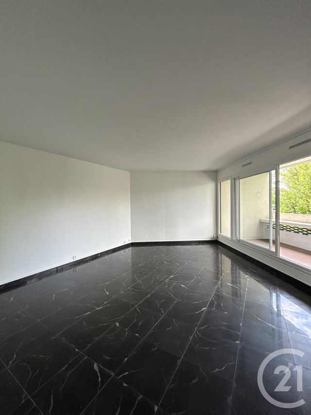 Appartement F4 à vendre - 4 pièces - 88.0 m2 - ROSNY SOUS BOIS - 93 - ILE-DE-FRANCE - Century 21 Ricard Immobilier