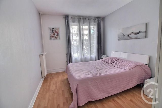 Appartement F3 à vendre - 3 pièces - 65.0 m2 - ROSNY SOUS BOIS - 93 - ILE-DE-FRANCE - Century 21 Ricard Immobilier
