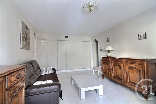 Appartement F3 à vendre - 3 pièces - 65.0 m2 - ROSNY SOUS BOIS - 93 - ILE-DE-FRANCE - Century 21 Ricard Immobilier