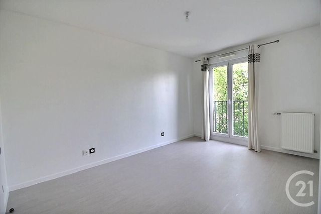 Appartement F2 à vendre - 2 pièces - 52.0 m2 - ROSNY SOUS BOIS - 93 - ILE-DE-FRANCE - Century 21 Ricard Immobilier