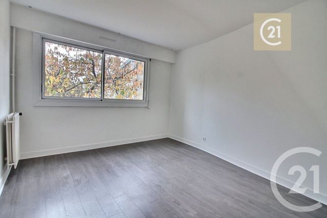 Appartement à vendre - 4 pièces - 81.84 m2 - ROSNY SOUS BOIS - 93 - ILE-DE-FRANCE - Century 21 Ricard Immobilier