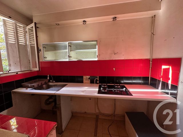 Afficher la photo en grand Appartement à vendre - 2 pièces - 37.0 m2 - LES LILAS - 93 - ILE-DE-FRANCE - Century 21 Ricard Immobilier