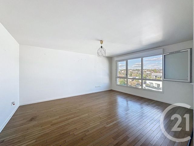 Afficher la photo en grand Appartement F3 à vendre - 3 pièces - 71.0 m2 - ROSNY SOUS BOIS - 93 - ILE-DE-FRANCE - Century 21 Ricard Immobilier