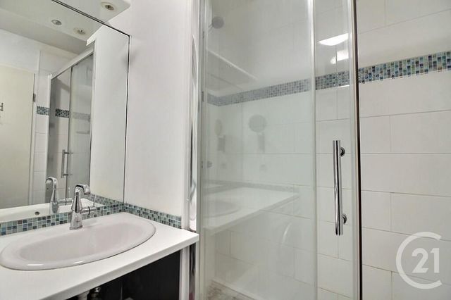 Appartement F2 à vendre - 2 pièces - 43.6 m2 - ROSNY SOUS BOIS - 93 - ILE-DE-FRANCE - Century 21 Ricard Immobilier