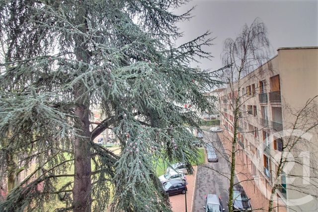 Appartement à vendre - 3 pièces - 56.51 m2 - MONTREUIL - 93 - ILE-DE-FRANCE - Century 21 Ricard Immobilier