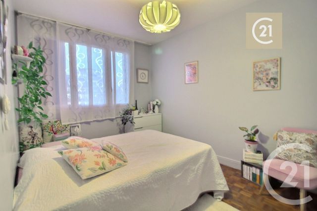 Appartement F2 à vendre - 2 pièces - 40.0 m2 - ROSNY SOUS BOIS - 93 - ILE-DE-FRANCE - Century 21 Ricard Immobilier