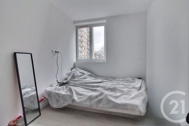 Appartement F3 à vendre - 3 pièces - 55.8 m2 - ROSNY SOUS BOIS - 93 - ILE-DE-FRANCE - Century 21 Ricard Immobilier