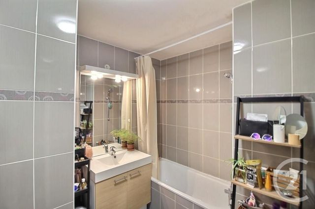 Appartement F2 à vendre - 2 pièces - 39.0 m2 - ROSNY SOUS BOIS - 93 - ILE-DE-FRANCE - Century 21 Ricard Immobilier