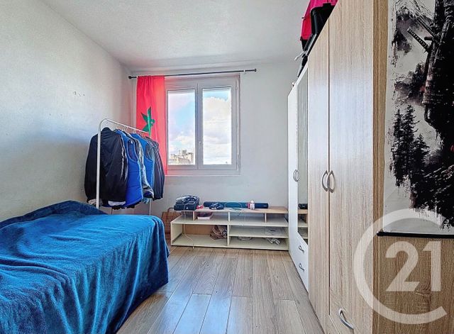 Appartement à vendre - 4 pièces - 67.0 m2 - ROSNY SOUS BOIS - 93 - ILE-DE-FRANCE - Century 21 Ricard Immobilier