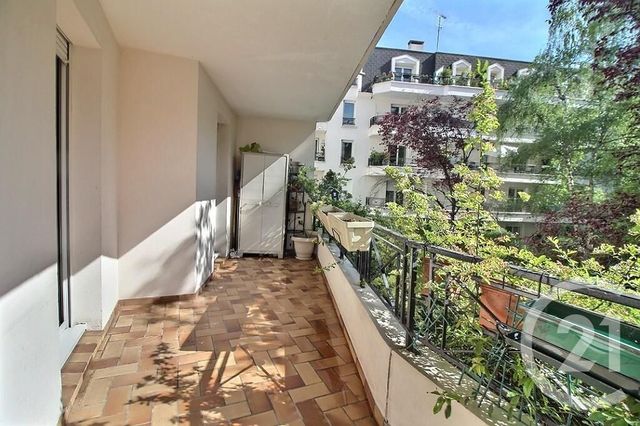 Appartement F5 à vendre - 5 pièces - 99.25 m2 - ROSNY SOUS BOIS - 93 - ILE-DE-FRANCE - Century 21 Ricard Immobilier