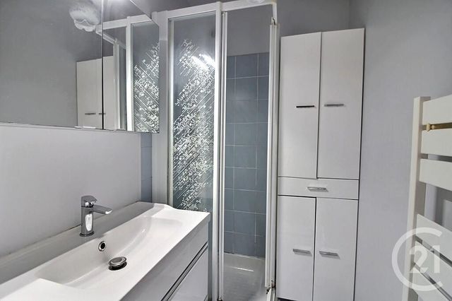 Appartement F5 à vendre - 5 pièces - 99.25 m2 - ROSNY SOUS BOIS - 93 - ILE-DE-FRANCE - Century 21 Ricard Immobilier