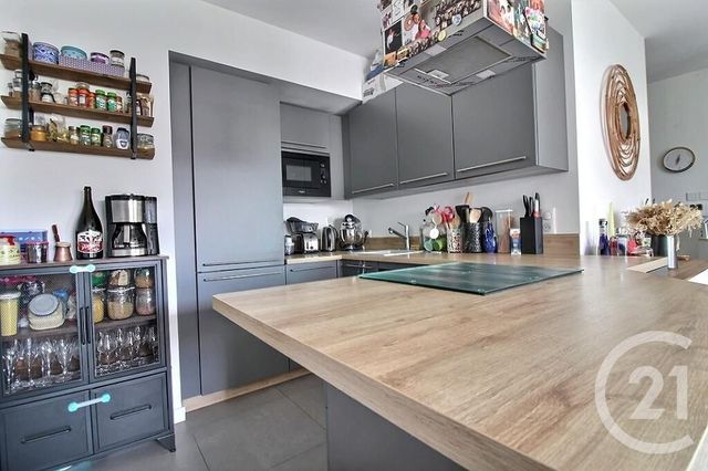 Appartement F3 à vendre - 3 pièces - 61.0 m2 - ROSNY SOUS BOIS - 93 - ILE-DE-FRANCE - Century 21 Ricard Immobilier