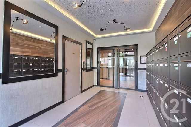Appartement F3 à vendre - 3 pièces - 61.0 m2 - ROSNY SOUS BOIS - 93 - ILE-DE-FRANCE - Century 21 Ricard Immobilier