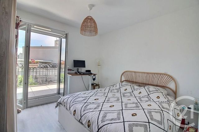 Appartement F3 à vendre - 3 pièces - 61.0 m2 - ROSNY SOUS BOIS - 93 - ILE-DE-FRANCE - Century 21 Ricard Immobilier