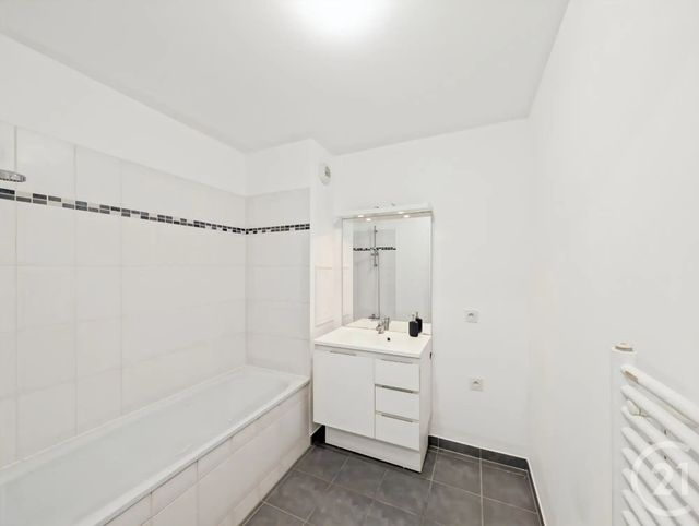 Appartement F3 à vendre - 3 pièces - 68.15 m2 - ROSNY SOUS BOIS - 93 - ILE-DE-FRANCE - Century 21 Ricard Immobilier