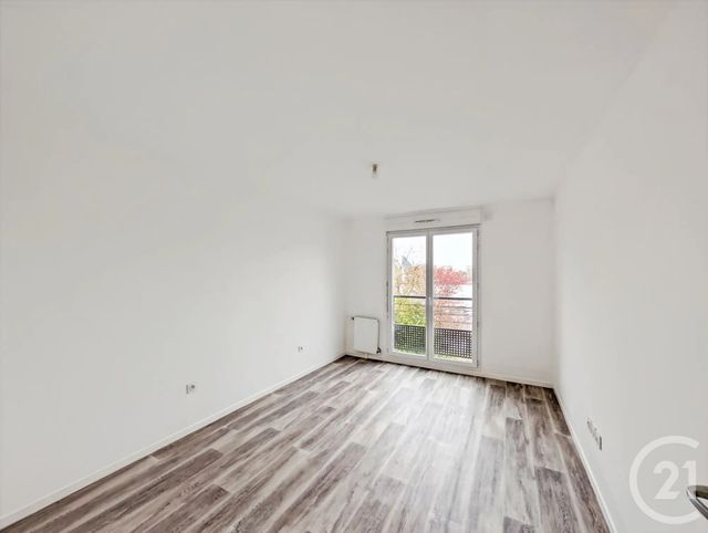 Appartement F3 à vendre - 3 pièces - 68.15 m2 - ROSNY SOUS BOIS - 93 - ILE-DE-FRANCE - Century 21 Ricard Immobilier