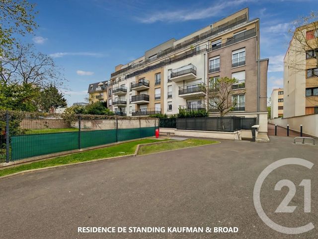 Appartement F3 à vendre - 3 pièces - 68.15 m2 - ROSNY SOUS BOIS - 93 - ILE-DE-FRANCE - Century 21 Ricard Immobilier