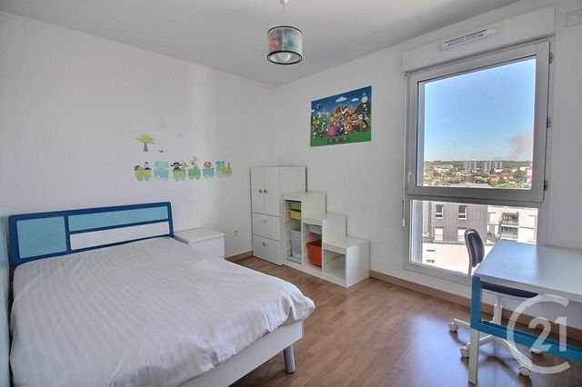 Appartement à vendre - 4 pièces - 100.0 m2 - ROSNY SOUS BOIS - 93 - ILE-DE-FRANCE - Century 21 Ricard Immobilier