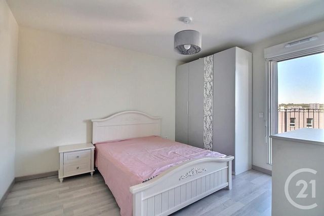 Appartement à vendre - 4 pièces - 100.0 m2 - ROSNY SOUS BOIS - 93 - ILE-DE-FRANCE - Century 21 Ricard Immobilier