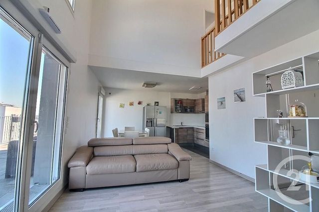 Appartement à vendre - 4 pièces - 100.0 m2 - ROSNY SOUS BOIS - 93 - ILE-DE-FRANCE - Century 21 Ricard Immobilier