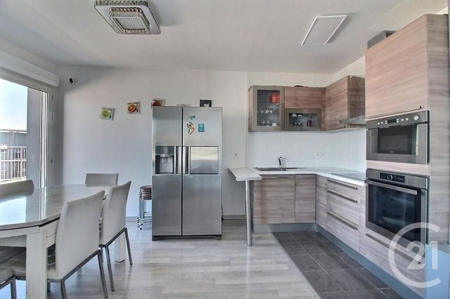 Appartement à vendre - 4 pièces - 100.0 m2 - ROSNY SOUS BOIS - 93 - ILE-DE-FRANCE - Century 21 Ricard Immobilier