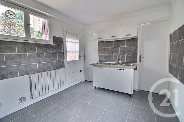 Appartement F1 à vendre - 1 pièce - 32.0 m2 - ROSNY SOUS BOIS - 93 - ILE-DE-FRANCE - Century 21 Ricard Immobilier